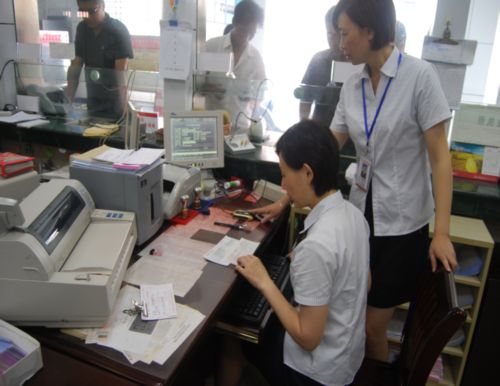 　六安市郊区联社试运行指纹身份认证系统